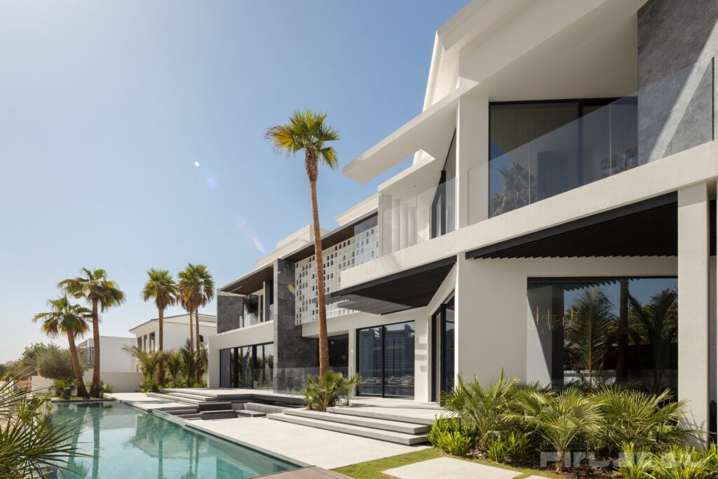 Ventilated façade system GCC high-rise building in Dubai