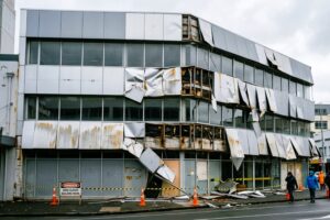 façade failure caused by thermal expansion in GCC high-rise buildings