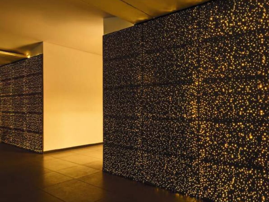Light-transmitting concrete feature wall for a landmark project in KSA